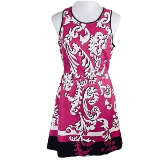 crown & ivy Dresses & Skirts - Crown & Ivy Hot Pink And Black Paisley Sleeveless Fit And Flare Dress, Size 4
